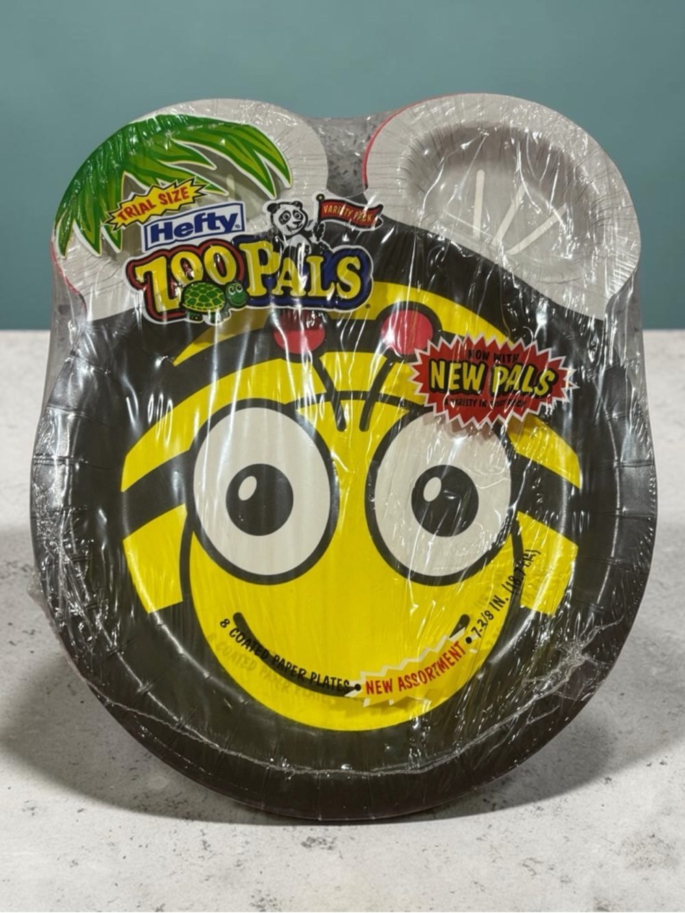 Zoo Pals Yellow Bee Paper Plates - 8 Count